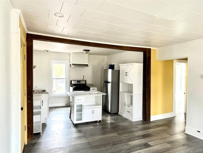 property at 12 Church St