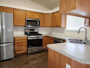 347 Buckeye Ave in Johnstown, CO - Building Photo - Building Photo