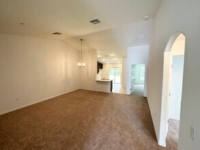 100 Slumber Meadow Trail in Palm Coast, FL - Building Photo - Building Photo