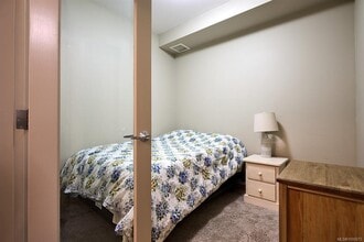 6310 Mcrobb Ave in Nanaimo, BC - Building Photo - Building Photo