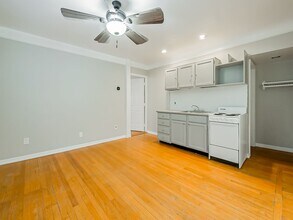 3170 Dixie Hwy in Waterford Township, MI - Building Photo - Building Photo