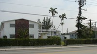 760-790 NW 95th St in Miami, FL - Foto de edificio - Building Photo