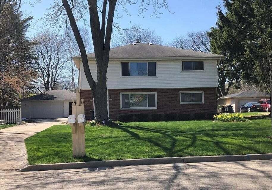 1531 N 116th St in Wauwatosa, WI - Building Photo