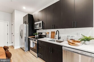 6910 Ridge Ave, Unit 312 in Philadelphia, PA - Building Photo - Building Photo