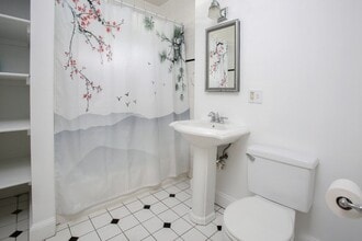 151 Mason Ter, Unit B in Brookline, MA - Building Photo - Building Photo