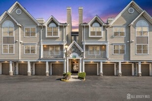 22 Guisborough Way in Edison, NJ - Building Photo