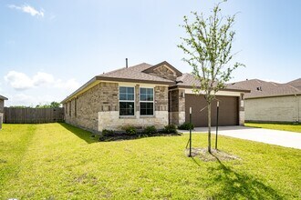 607 Hidden Brk Dr in Baytown, TX - Building Photo - Building Photo