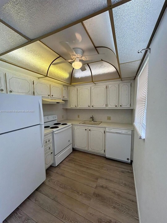 564 Mansfield M in Boca Raton, FL - Building Photo