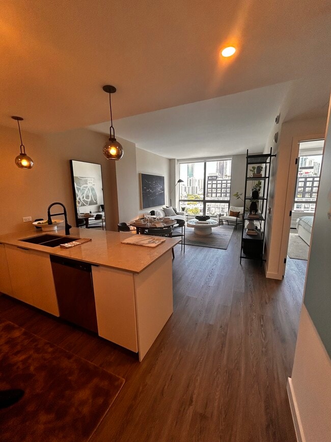 160 NW 27th St, Unit A30 in Miami, FL - Foto de edificio - Building Photo