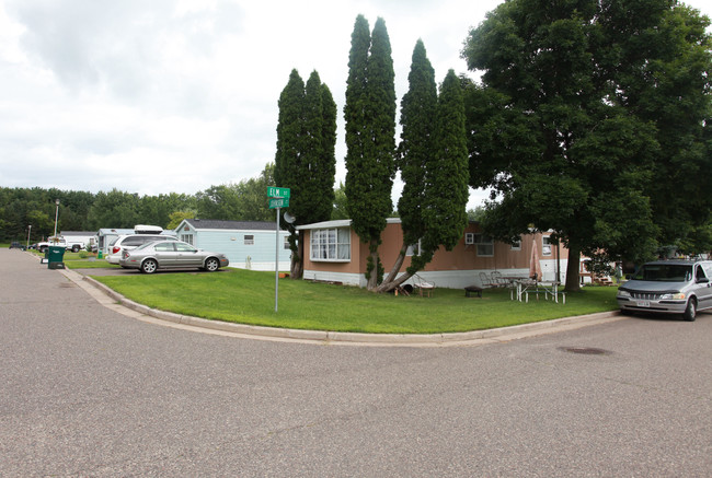 Woodville Mobile Home Park in Woodville, WI - Building Photo - Building Photo