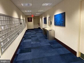 1030 E Lancaster Ave in Bryn Mawr, PA - Building Photo - Building Photo