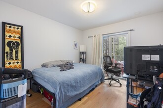 291 D St, Unit 3 in Boston, MA - Building Photo - Building Photo