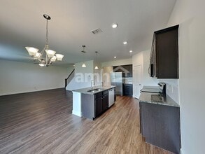 220 Crestrun Loop in Leesburg, FL - Building Photo - Building Photo