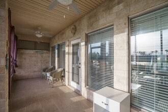 12 Golf House Rd in Laguna Vista, TX - Building Photo - Building Photo