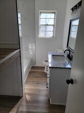 1 Oakview Dr in North Little Rock, AR - Building Photo - Building Photo