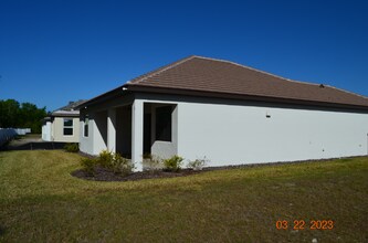 3511 Wild Blossom Pl in Parrish, FL - Foto de edificio - Building Photo