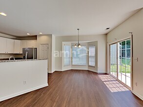 1019 Canopy Dr in Indian Trail, NC - Foto de edificio - Building Photo