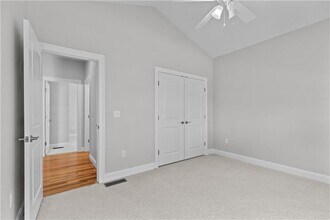 231 Seawynds Dr in North Kingstown, RI - Building Photo - Building Photo