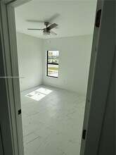 325 NW 11th St in Pompano Beach, FL - Building Photo - Building Photo