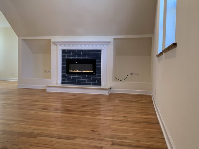 3755 N Christiana Ave, Unit 2 in Chicago, IL - Building Photo - Building Photo