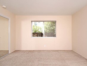 532 Forest Ave in Palo Alto, CA - Foto de edificio - Building Photo