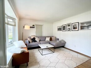 421 N Edgeworth Ave in Royal Oak, MI - Building Photo - Building Photo
