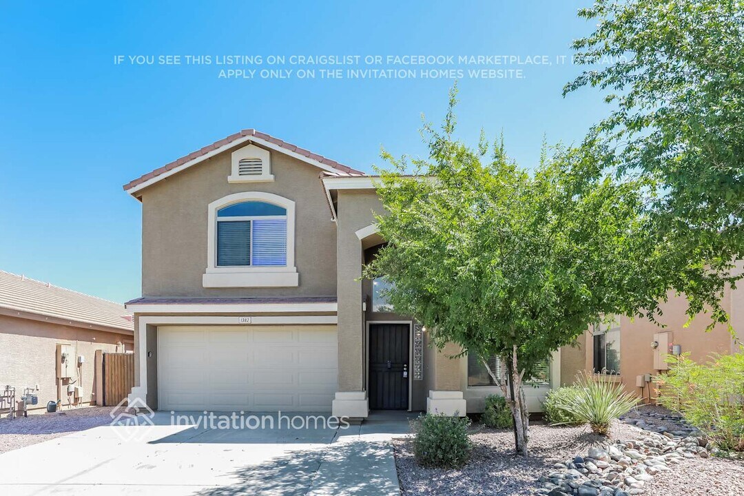 1382 E Penny Ln in San Tan Valley, AZ - Building Photo
