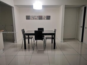 959 SE 2nd Ave in Deerfield Beach, FL - Building Photo - Building Photo