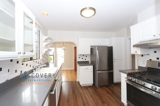 1890 Clemens Rd in Oakland, CA - Building Photo - Building Photo