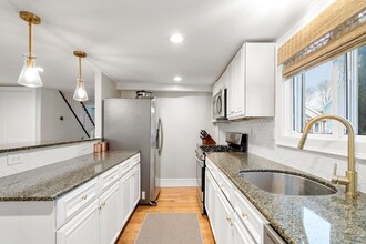 59 Puritan Rd in Swampscott, MA - Building Photo - Building Photo