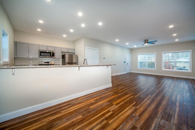 31 Mary Helen Pl in Brevard, NC - Building Photo - Building Photo