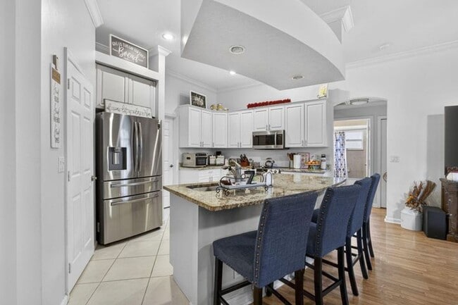 146 Fernwood Crescent in Royal Palm Beach, FL - Foto de edificio - Building Photo