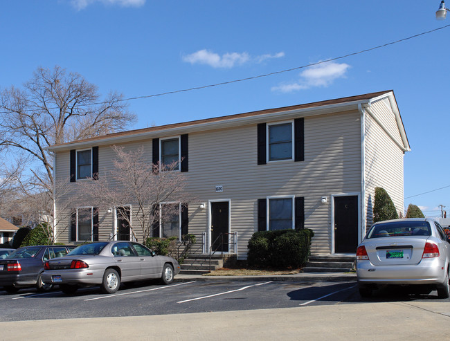 1620 Spring Garden St in Greensboro, NC - Building Photo - Building Photo