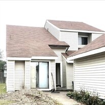 1553 Bridle Creek Blvd in Virginia Beach, VA - Building Photo