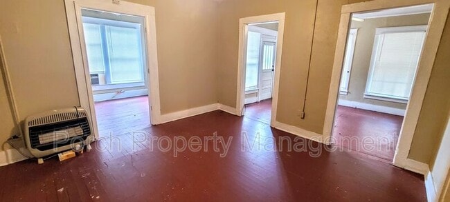 320 N Barcelona St in Pensacola, FL - Building Photo - Building Photo