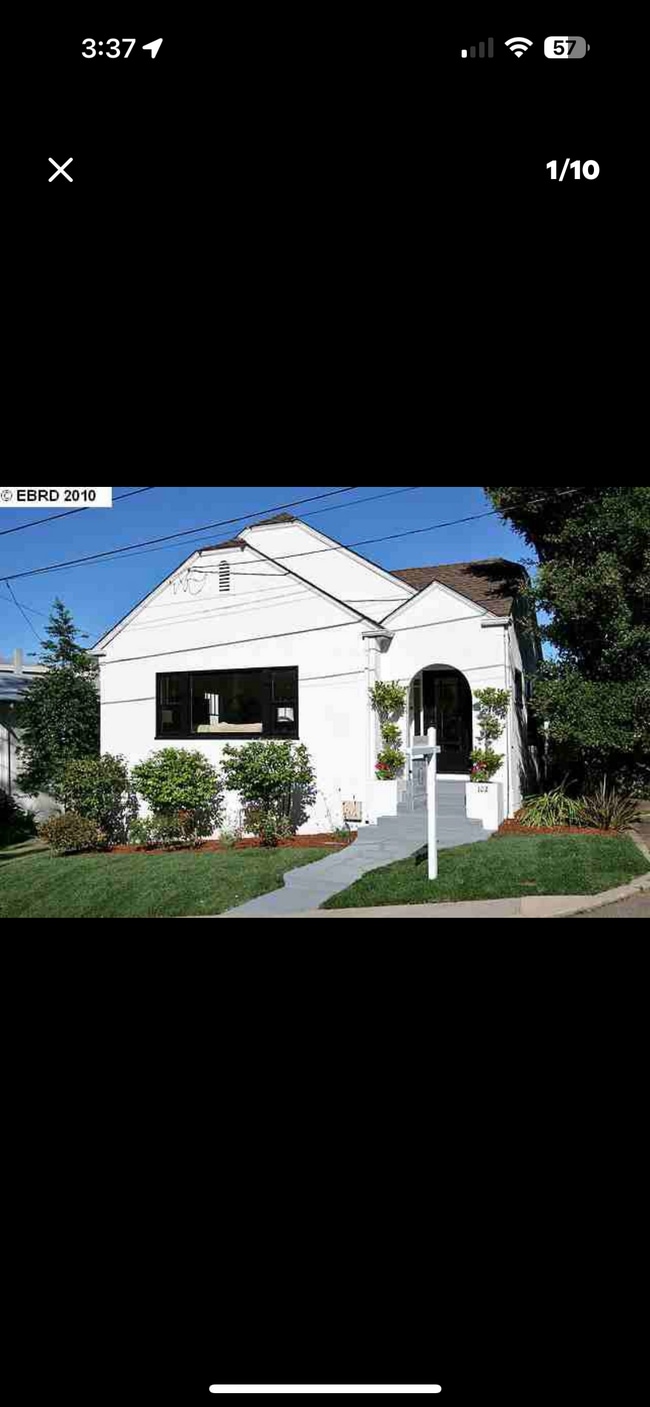 property at 102 Oakmont Ave