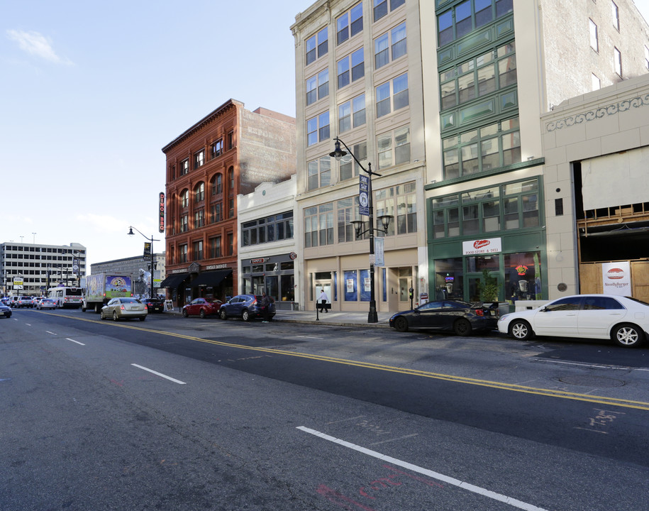 The Madison at Rock Plaza Lofts in Newark, NJ - Foto de edificio