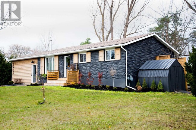 206135 Sykes St N in Meaford, ON - Building Photo - Building Photo