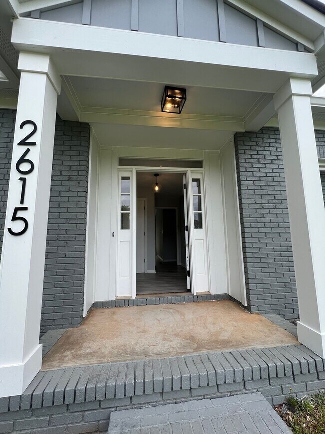 2615 Baystock Rd in Charlotte, NC - Building Photo - Building Photo