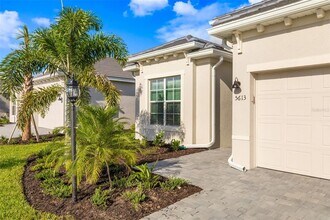 5613 Lightning Whelk Ln in Lakewood Ranch, FL - Building Photo - Building Photo