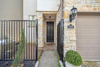 5807 Birdsall Market Pl in Houston, TX - Building Photo - Building Photo