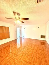 7215 NW 8th St in Margate, FL - Building Photo - Building Photo