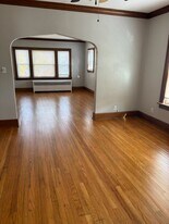 712 King St in Rockford, IL - Building Photo