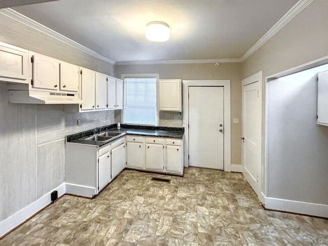 2715 Avenue E in Birmingham, AL - Building Photo - Building Photo
