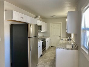 2035 Vine Ave in Klamath Falls, OR - Building Photo - Building Photo