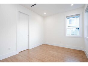 14742-1462A 62 A Ave in Surrey, BC - Building Photo - Building Photo