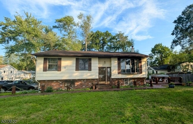 property at 859 Lake Shore Dr