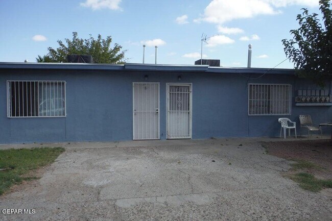 8919 Norton St in El Paso, TX - Building Photo - Building Photo
