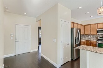 2517 Willow Wren Dr in North Las Vegas, NV - Building Photo - Building Photo