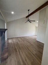 418 S Las Vegas Trail, Unit #8T in White Settlement, TX - Building Photo - Building Photo